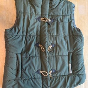 Legendary shirt and vest